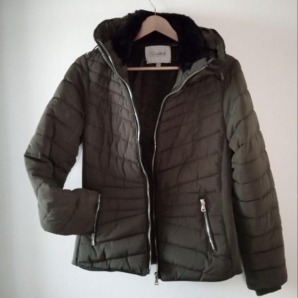 💚🫒Olive Khaki Green Puffer Coat Black Faux Fur Collar | Snobbish | Size M 🫒💚 - Picture 1 of 7